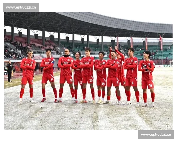 热血绿茵奋勇拼搏为梦想而战送上最真挚的足球祝福与鼓励